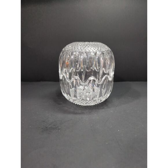 Crystal Glass Candy Dish Nut Bowl, Interlocking 2-in-1 Bowls, Cut Glass Dish Set - Picture 1 of 8
